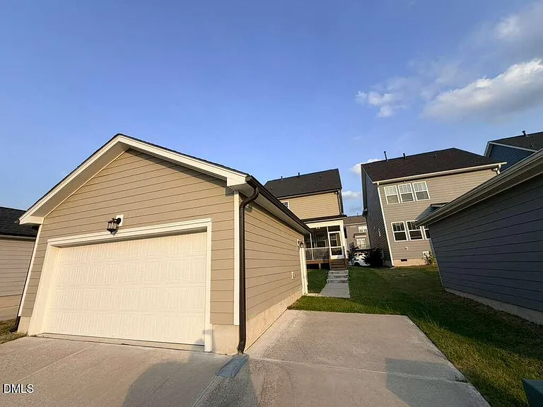 1230 Herb Garden Way — Photo 32