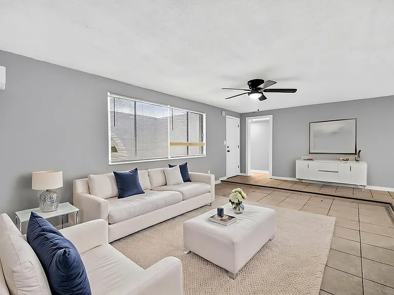 4031 Grayton Dr — Photo 3