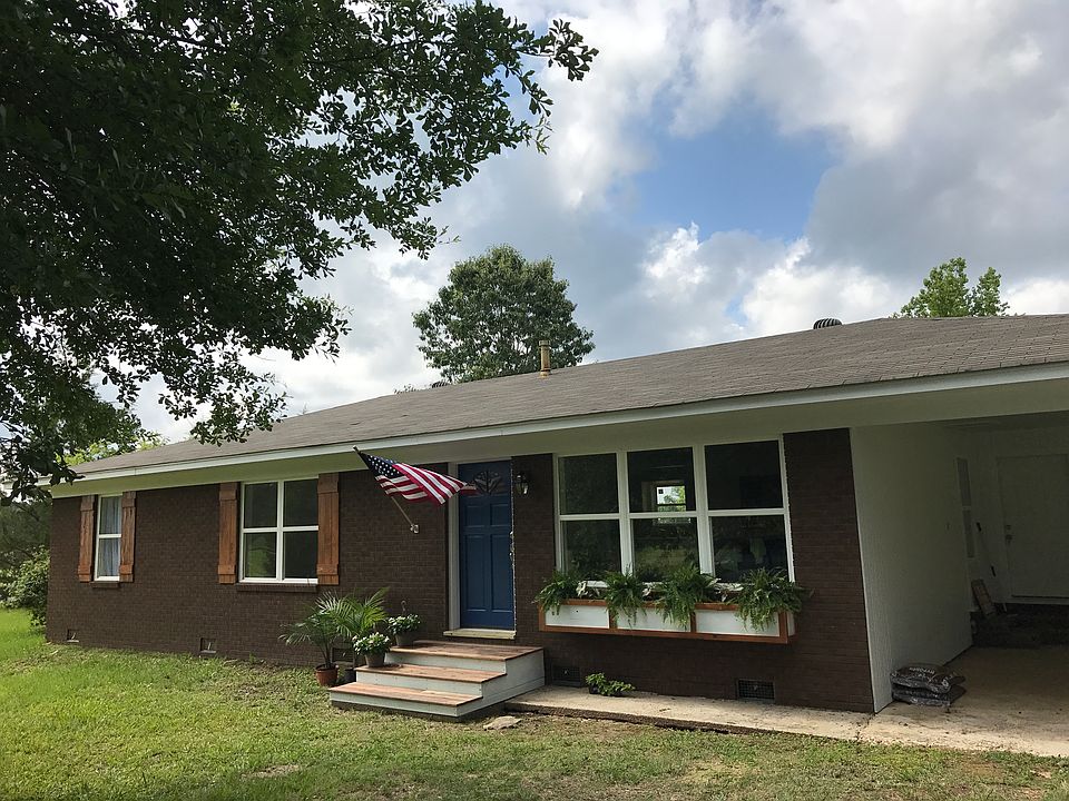 1st image of 2455 Columbia Road 21