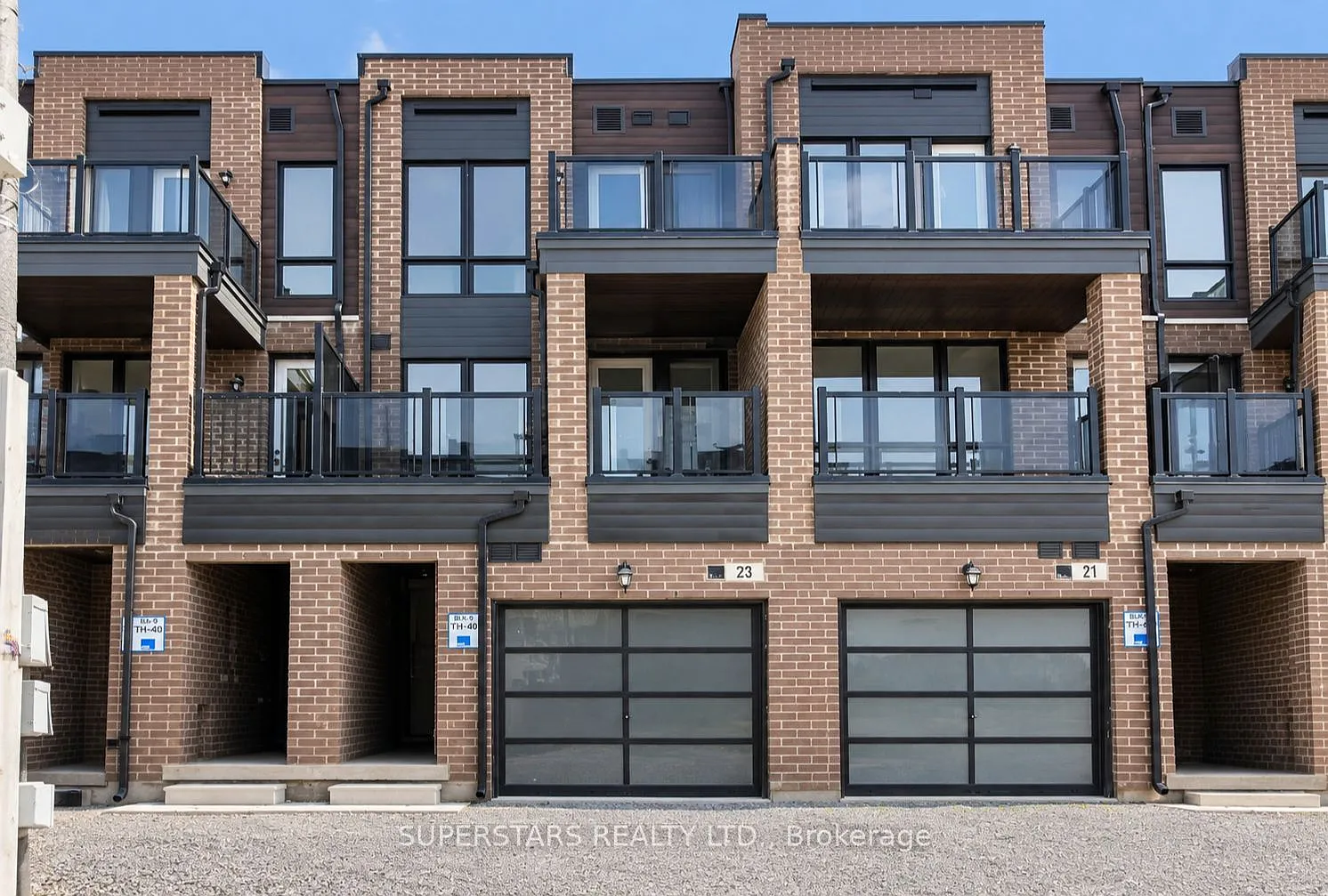 3 bed, $3,050 — Photo 1