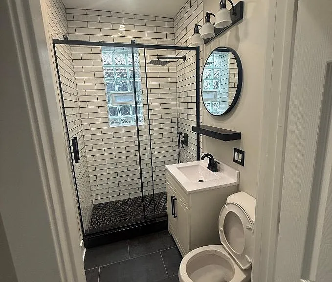 3430 N Keeler Ave — Photo 8