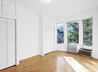 252 Kingsland Ave #2A, Brooklyn, NY 11222
