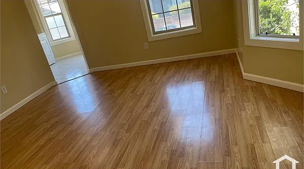 3 bed, 1500 sqft, $3,600 — Photo 2