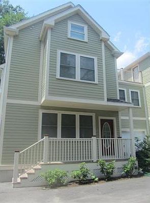 2nd image of 22 Custer St #2