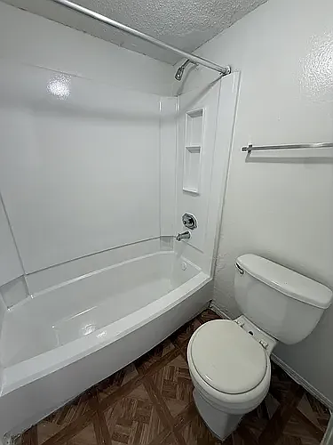 Villa Nueva Apartments — Photo 14