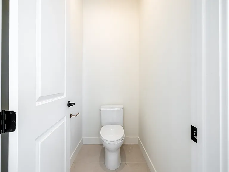 1285 Lasso Trl — Photo 1