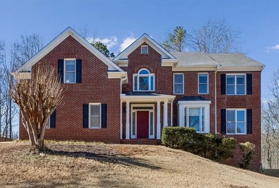 1st image of 4645 Hamptons Dr