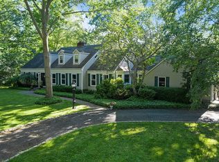 22 Laurel Hollow Ct, Wading River, NY 11792