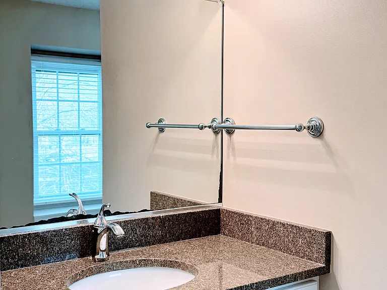 9414 Vernon Dr — Photo 25