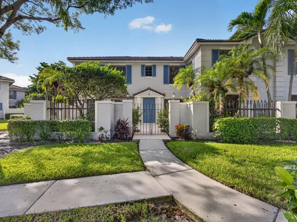 350 PRESTWICK Circle #2, Palm Beach Gardens, FL 33418