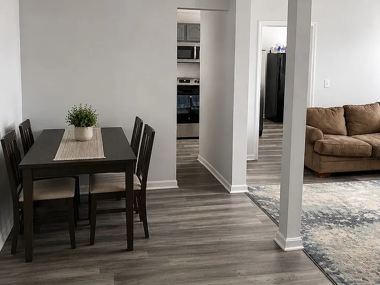 18 Greendale Rd #3 — Photo 2
