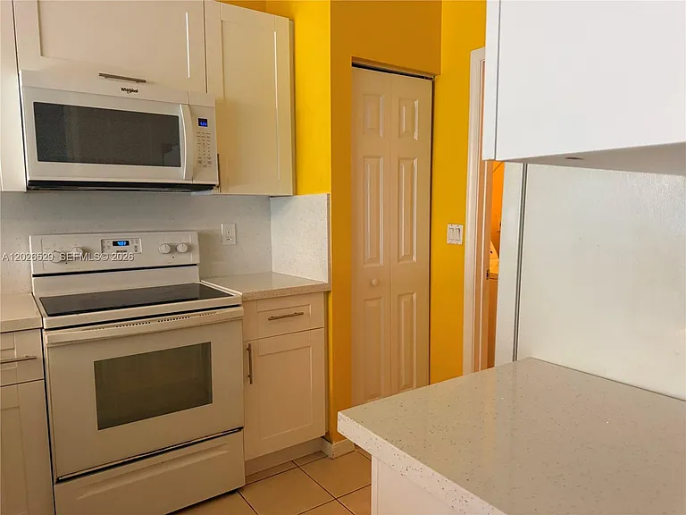 4951 Mallory St #4951 — Photo 5