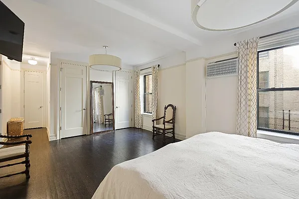 Sold by Real Direct | media 11