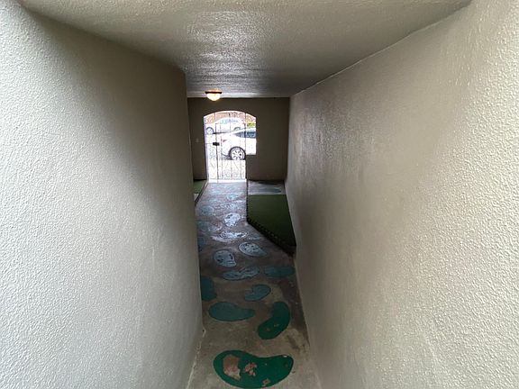 4th image of 2723 Rivera St