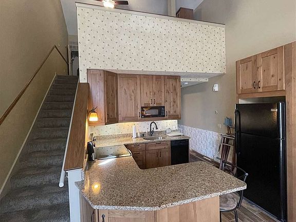 2nd image of 101 Michigan Ave #211