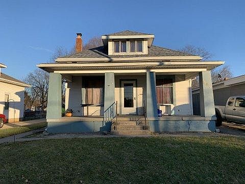 1st image of 861 S Main St