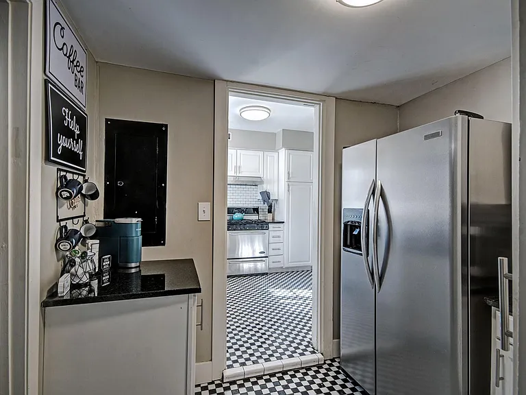 4096 Redwing Ave — Photo 5