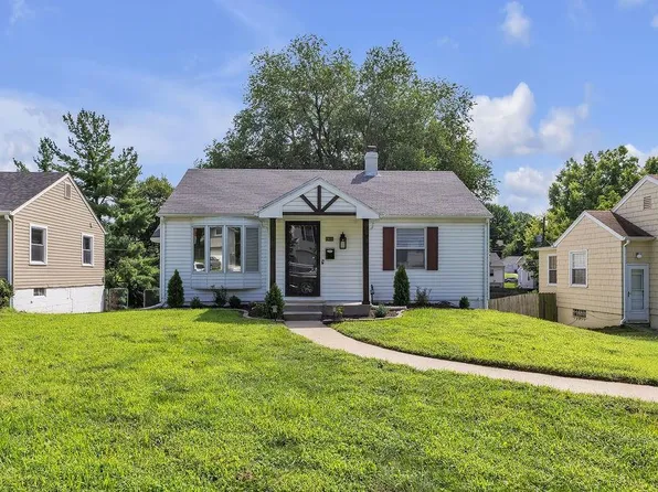 2611 Parallel Ave, Saint Joseph, MO 64506