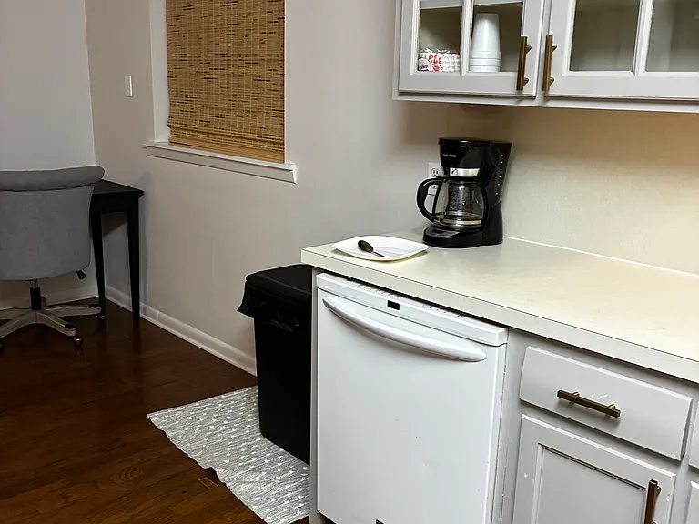 103 Swan Cir — Photo 11