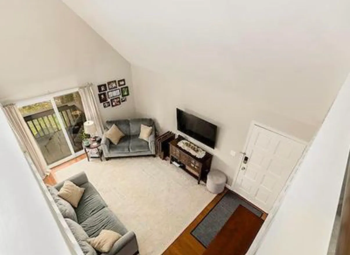 3 bed, 1527 sqft, $2,400 — Photo 3