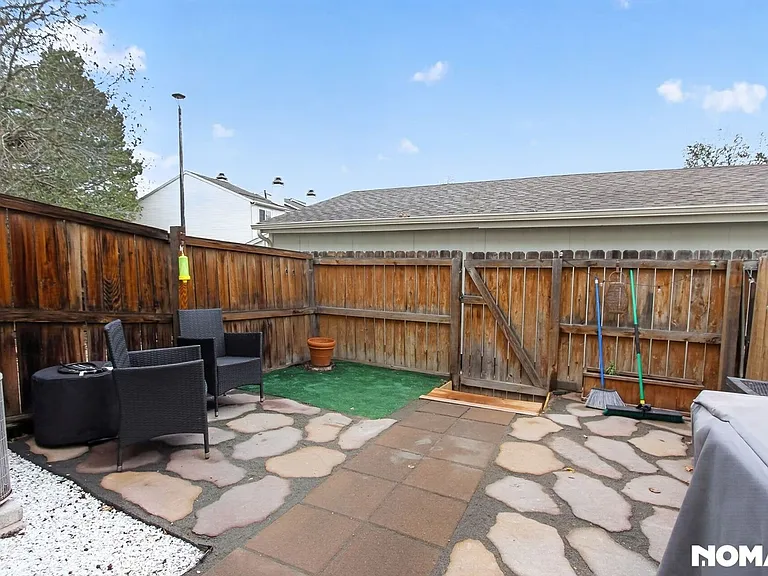 4239 S Mobile Cir #C — Photo 2
