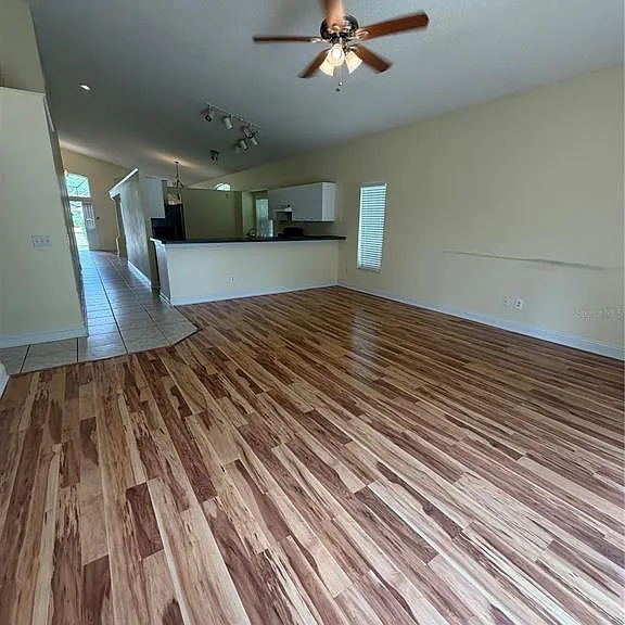362 Lexingdale Dr — Photo 11