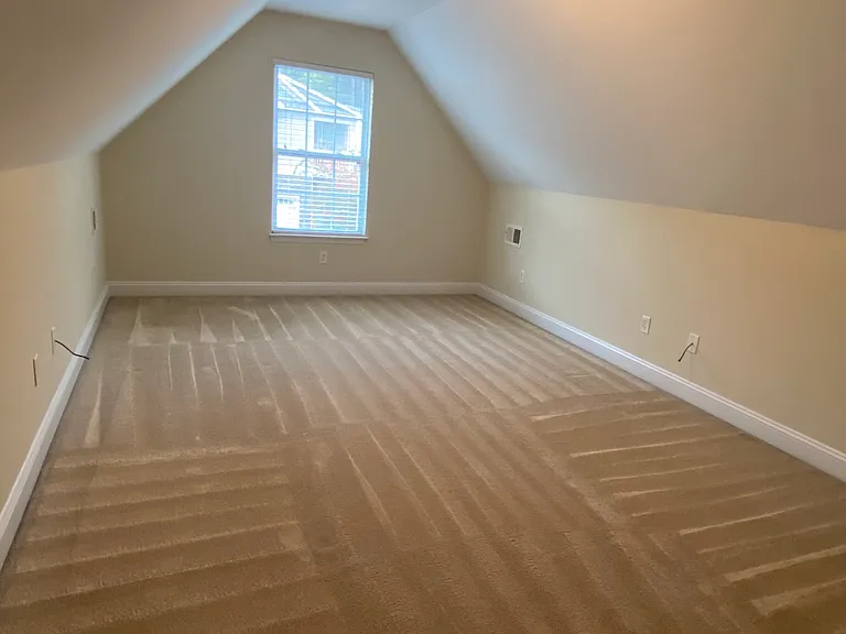16 Revelstone Way — Photo 11