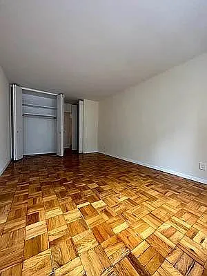 Rented by Bond New York | media 14