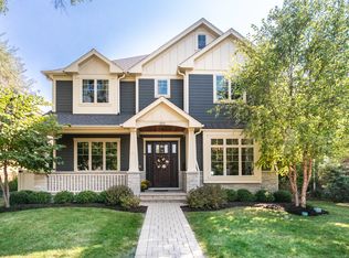 323 Meacham Ave, Park Ridge, IL 60068