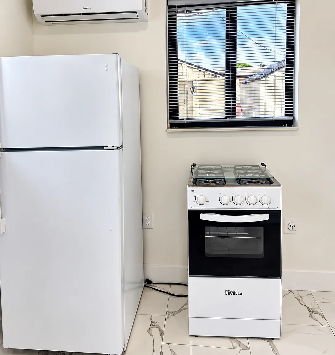 1 bed, $1,700 — Photo 1