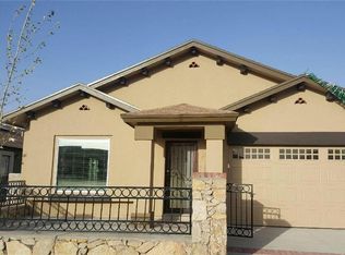 806 Villas Del Sol Rd, Socorro, TX 79927