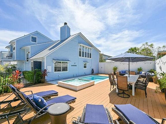 3rd image of 1990 S County Highway 83