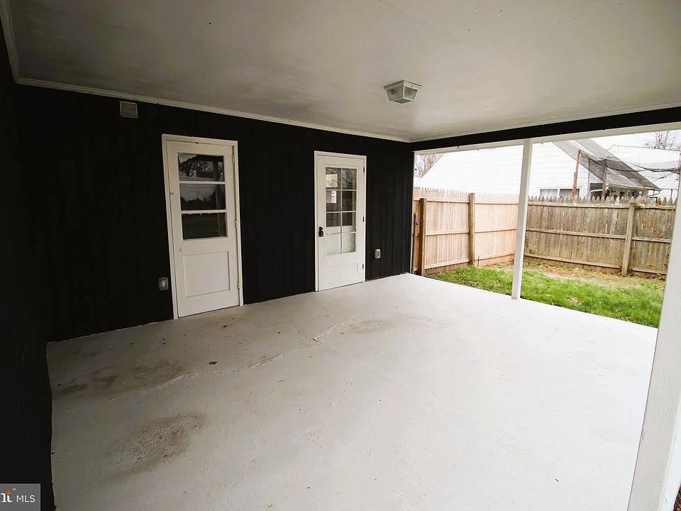Another view of the Covered Patio