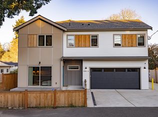 12012 Pinehurst Way NE #A, Seattle, WA 98125