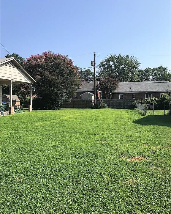2nd image of 5314 1/2 Stokes Ln