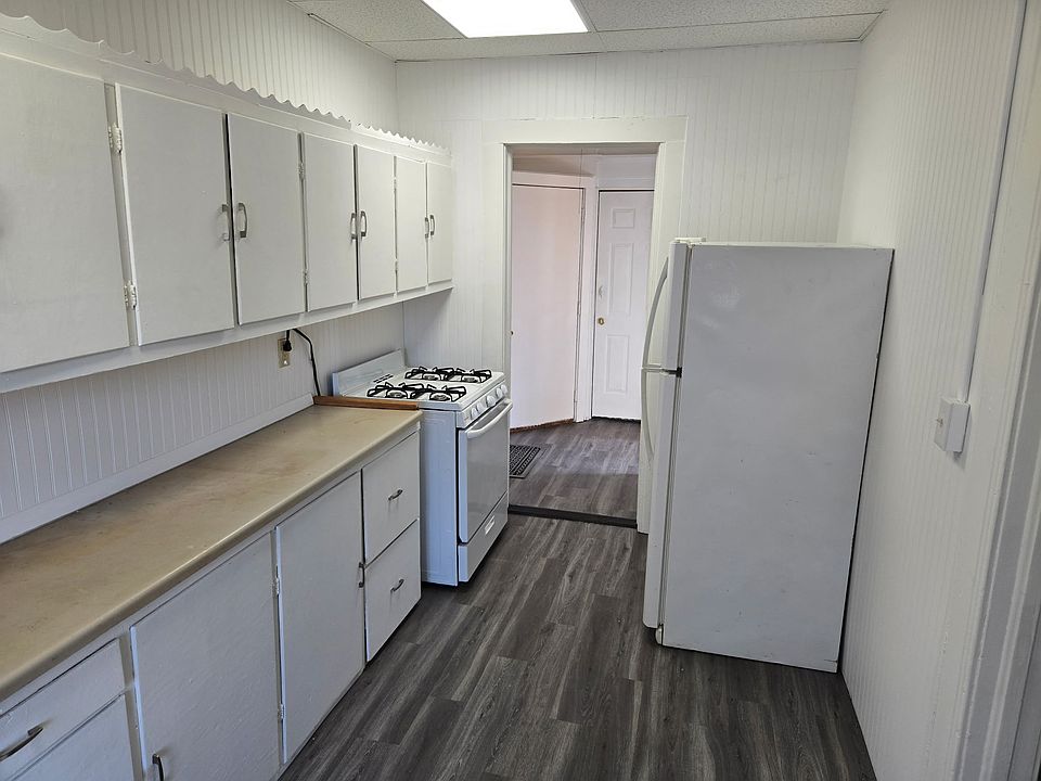 1st image of 4 Rickard St APT A