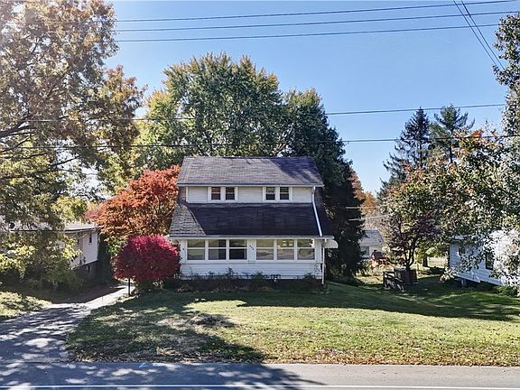2nd image of 954 Norton Ave