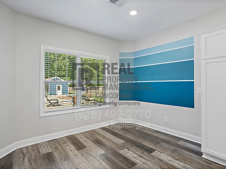 338 Crusaw Dr — Photo 11