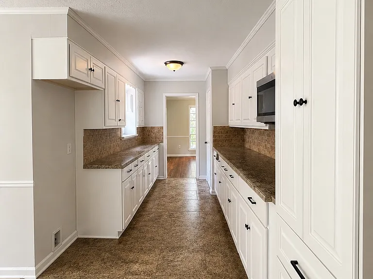 5165 Shirlwood Dr — Photo 12