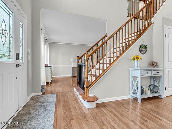 5th image of 6 Snead Court