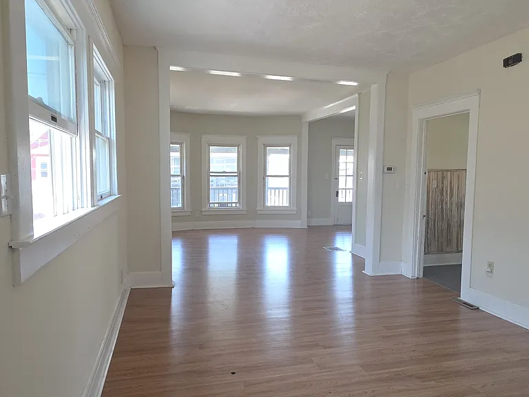 105 Edson St #2 — Photo 8