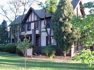 130 E Monument St #201, Colorado Springs, CO 80903