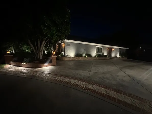 9409 Orion Ave, North Hills, CA 91343