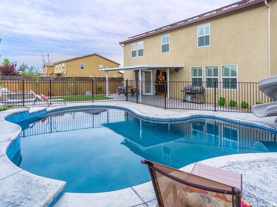 2nd image of 4080 Brick Mason Cir