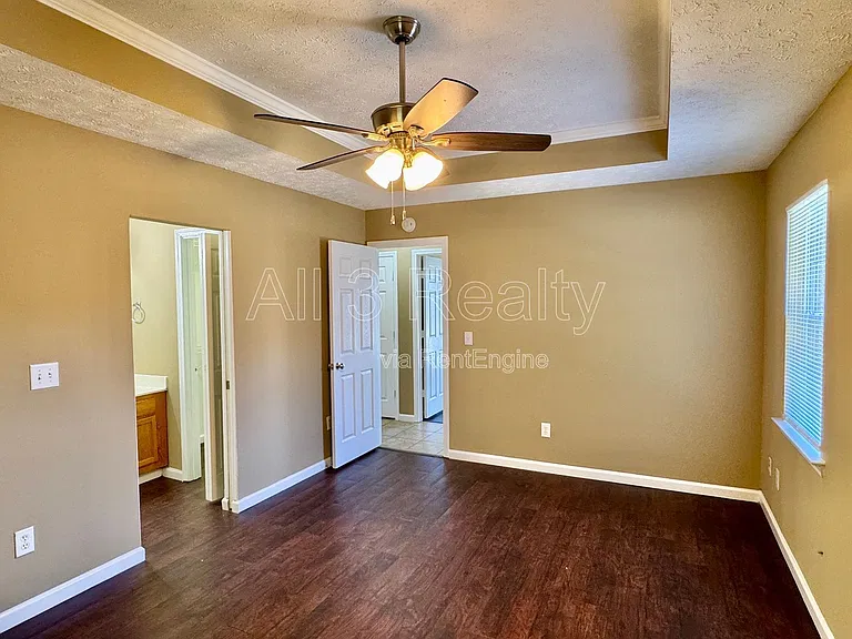 6917 Oak Side Dr — Photo 26