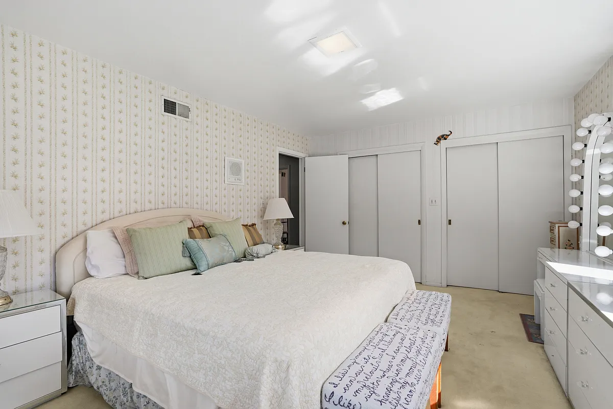 3 bed, 3200 sqft, $4,500 — Photo 3
