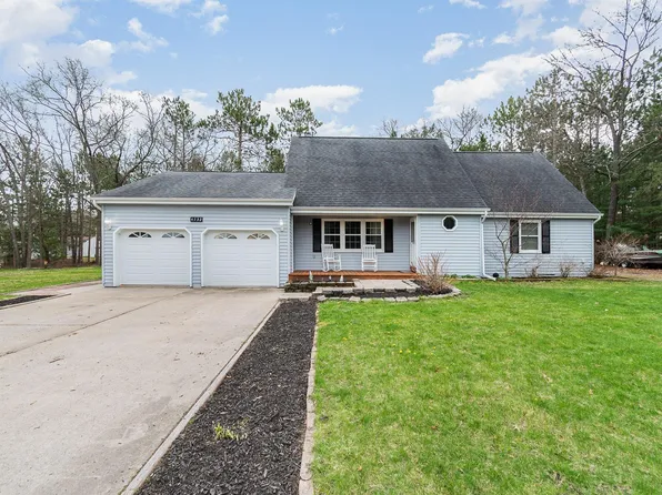 4732 Logan Rd, Oscoda, MI 48750