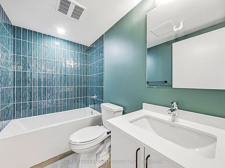 325 James St S #205 — Photo 9
