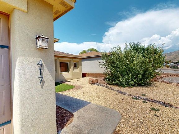 4th image of 417 Tierra Bella Dr