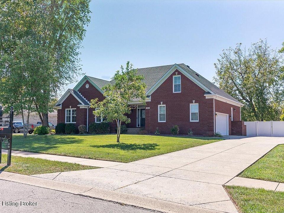 1st image of 353 Blackberry Cir